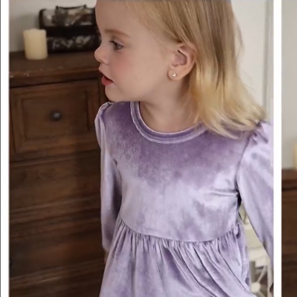 Girl’s Long Sleeve Velvet Dress in Purple - Picture 8 of 13